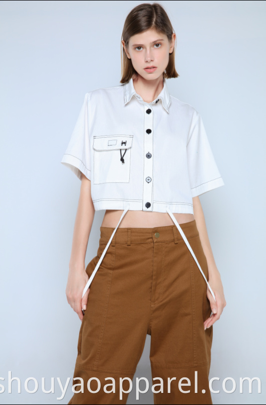LADIES BLOUSE WITH SHORT SLEEVES